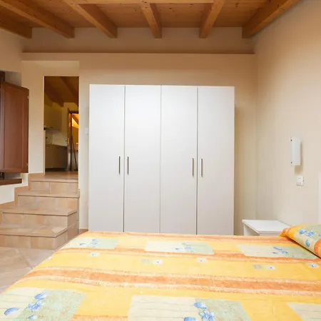 Casa Nini By Garda Facilities Appartement